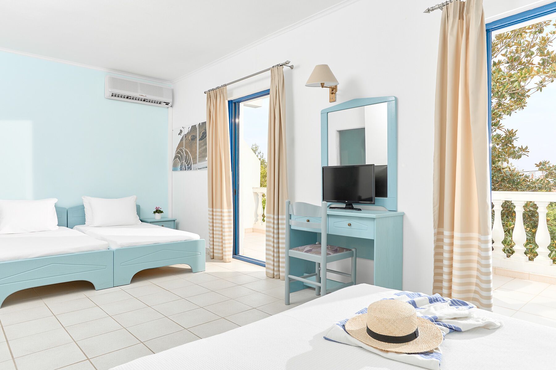 Comfort Double Room, Balcony, Park View | In-room safe, free WiFi