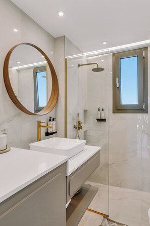 Slippers, towels - Olearia Villas (Iraklio)