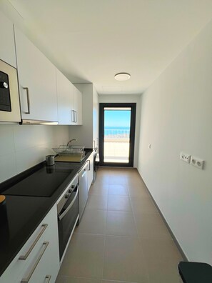 Private kitchen - Vistamar by Residea (Benalmádena)
