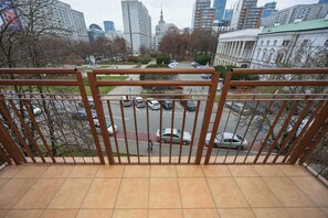Property grounds - Spacious Apartment | 3 Bedrooms and Balcony in the Center of Warsaw (Warszawa)