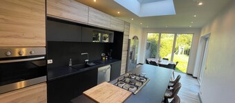 Au 11801 Bel appartement moderne