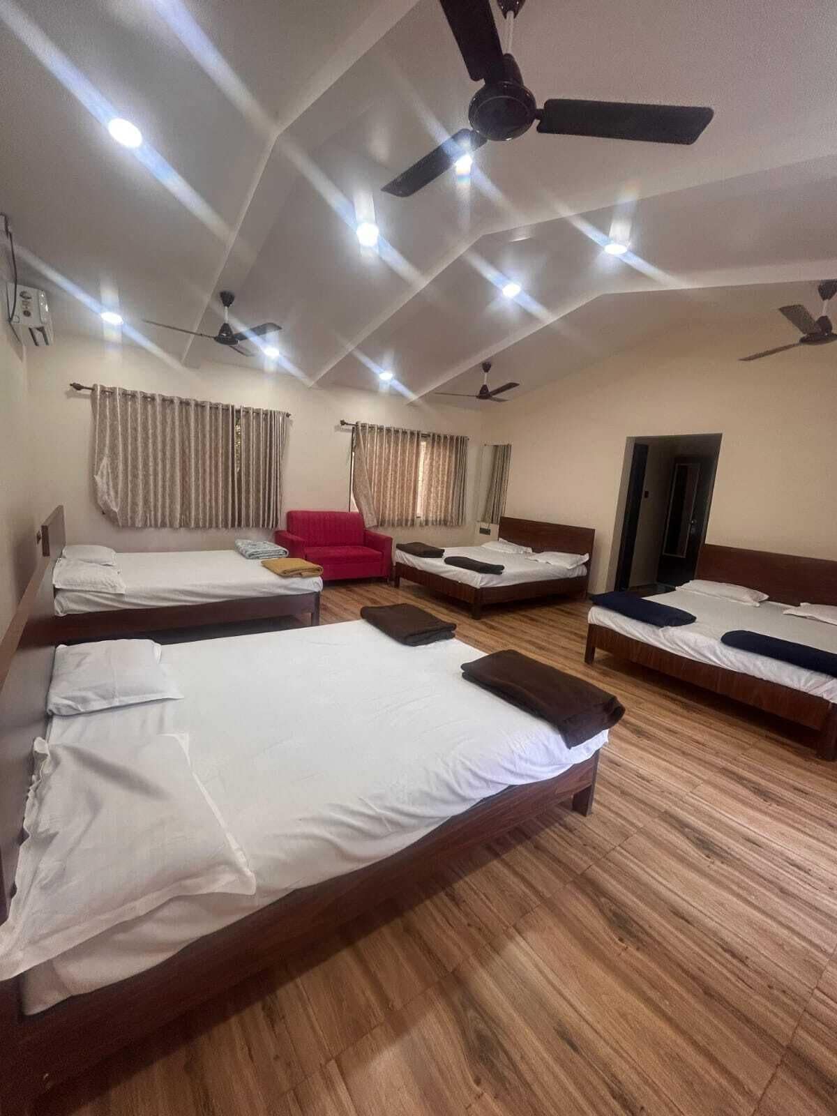 家庭房 | 免费 WiFi、床单