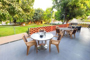 Frokostbuffé hver dag (INR 300 per person)