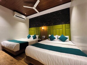 Quadruple Room | Free WiFi - Hotel Imperial Suite (Mumbai)