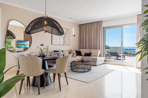 Smart TV - Luxe 2BR Penthouse | 55m² rooftop – Sea/Pool Views (Estepona)