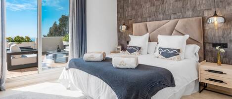 2 chambres, fer et planche Ă repasser, Wi-Fi gratuit, draps fournis