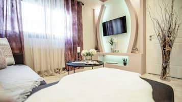 1 slaapkamer, een bureau, een strijkplank/strijkijzer, gratis wifi