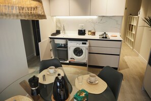 Dining - Artes 1 - Two Bedroom Apartment, Sleeps 4 (Valencia)