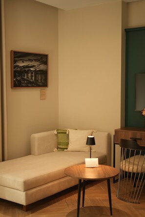 Rom – premium | Safe på rommet og wi-fi (inkludert)