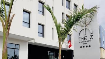 Fachada de la propiedad