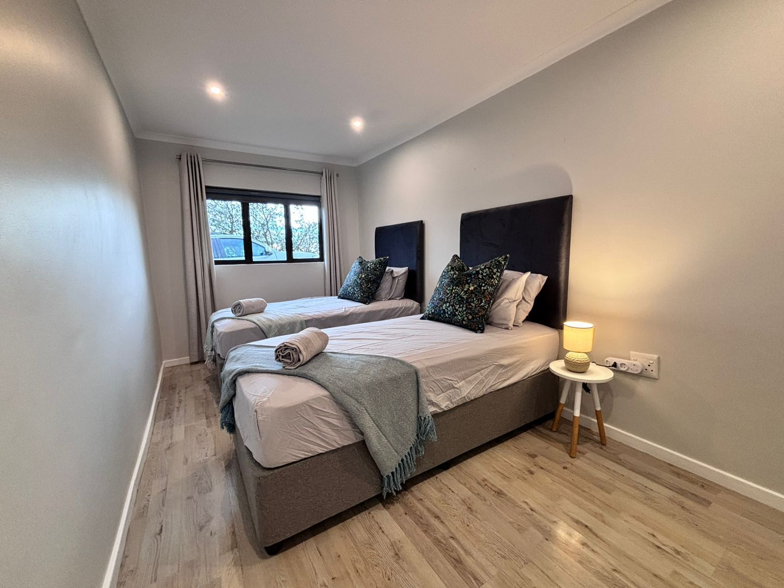 Toalettartikler (inkludert), håndklær, såpe og sjampo