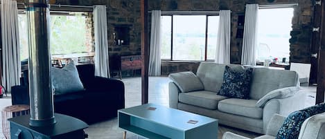 Superior House, Mountain View | Living area