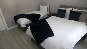 1 bedroom, iron/ironing board, free WiFi, bed sheets