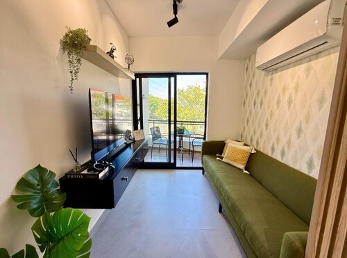 Beautiful Moes IV apartment in front of the park Mirador Sur 1 bedroom Balcony Gym