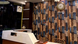 Quầy tiếp tân