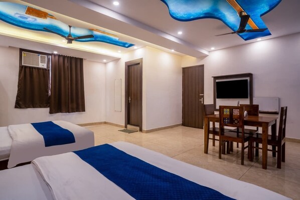 Family Room, 2 Double Beds | Free WiFi - Ganga Serenity (Haridwar)