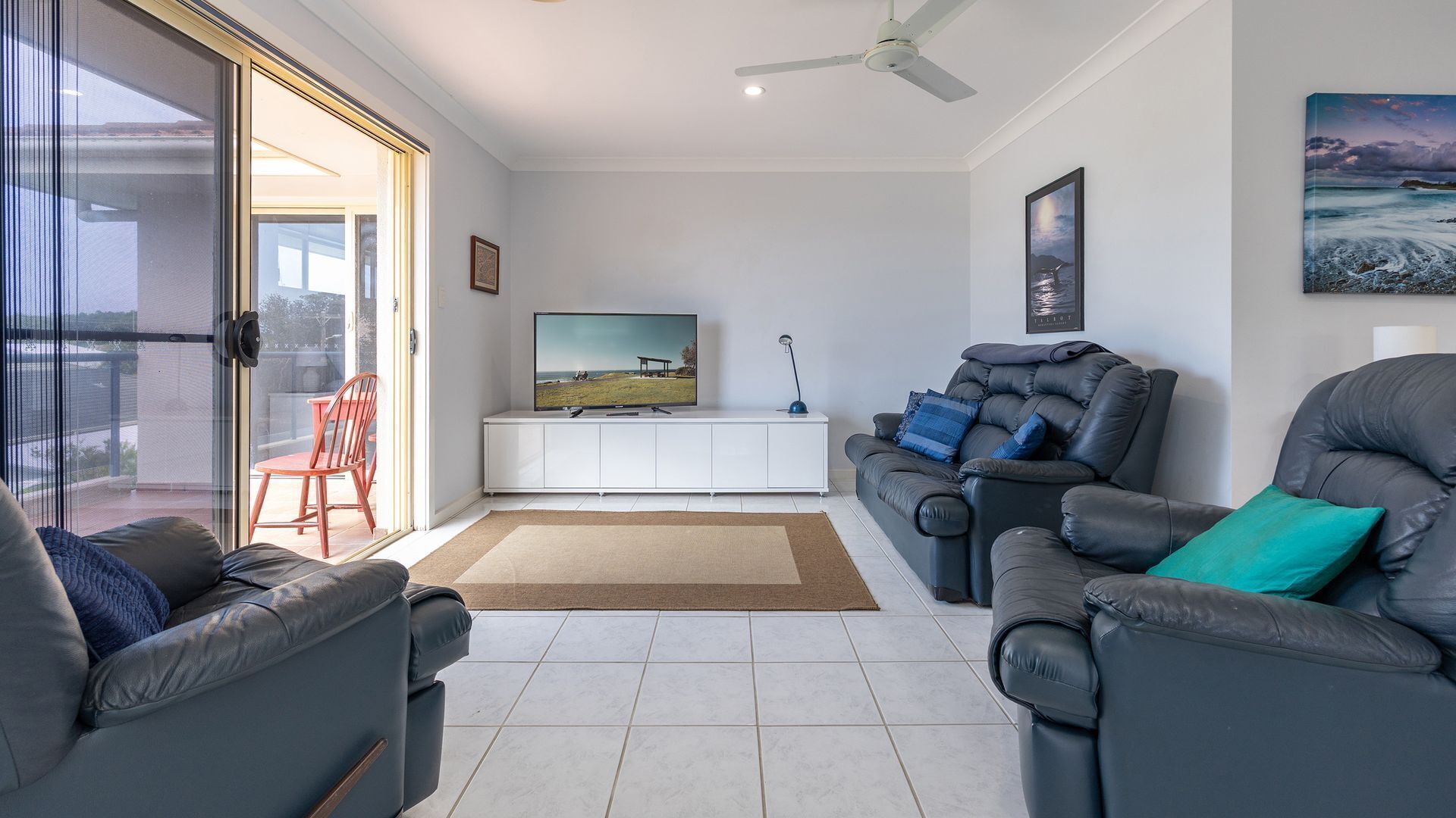 リビング エリア