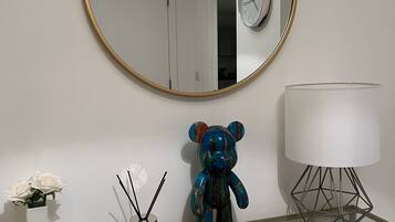 Apartment, 1 Bedroom, Accessible, Balcony | Interior