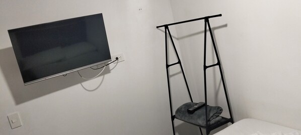 Standard Room, Non Smoking, Housekeeping | Free WiFi - Hotel portal magico cafetero  (Pereira)