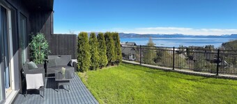 Breathtaking ocean and fjord view short distance to Bergen