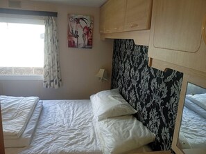 3 bedrooms, individually decorated, individually furnished, free WiFi - Atlas Moonstone (Skegness)