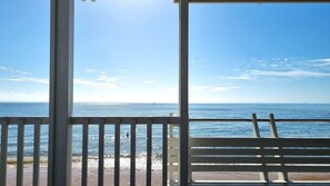 Casa, 3 habitaciones | Balcón