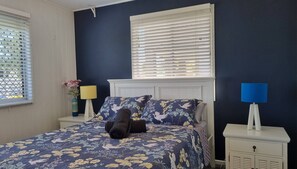 House, 3 Bedrooms - Sea Breeze at Margate Beachside-pet Friendly (Margate)
