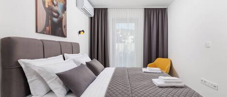 1 bedroom, WiFi, bed sheets