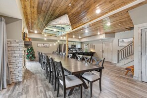 Dining - Family Camp - Home for 17 (Hollister)