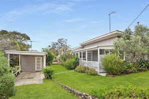 Exterior - Sorrento Cottage and Coast (Sorrento)