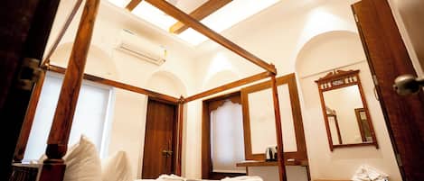 Superior Room, River View | Free WiFi