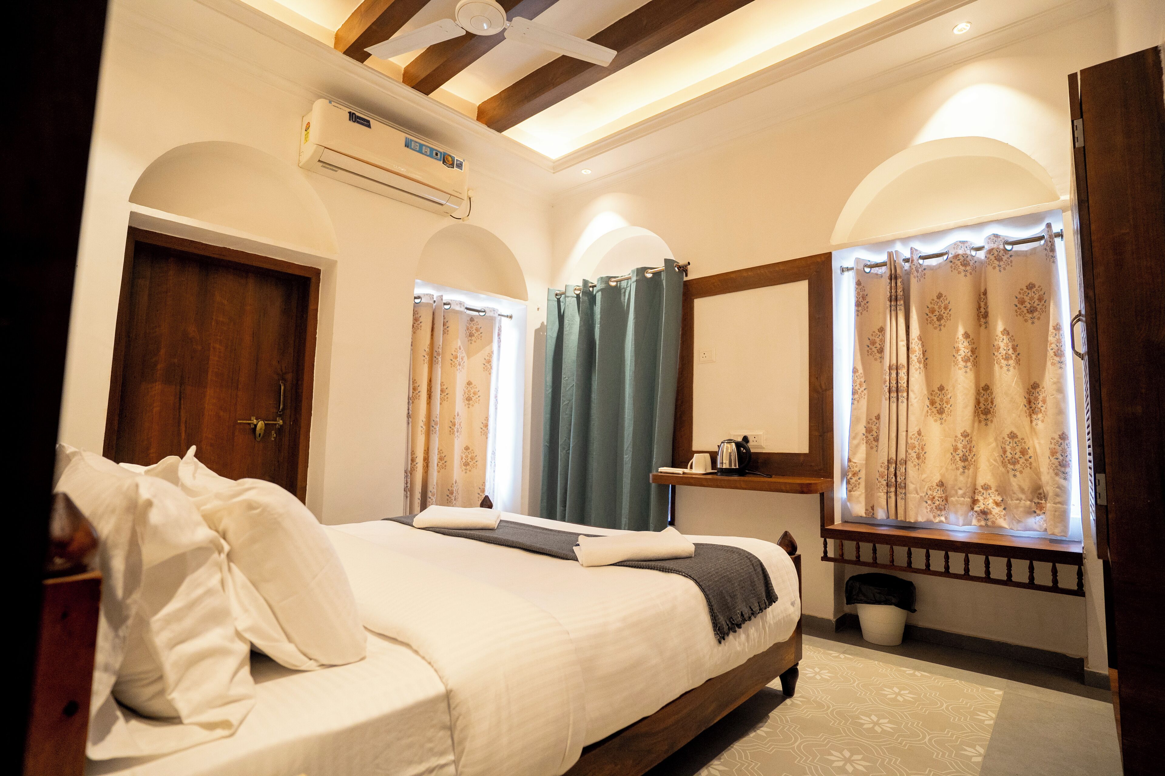 Deluxe Room | Free WiFi