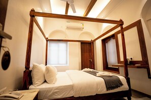Superior Room, River View - SHIVA KASHI HOTEL (Varanasi)