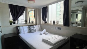 Free WiFi - Sleeplicity (Yau Tsim Mong District)