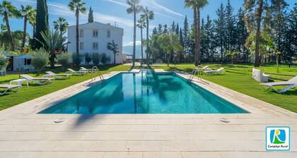 Cubo’s NAZ Country Stay | Quadruple Room with Shared Bathroom + Breakfast