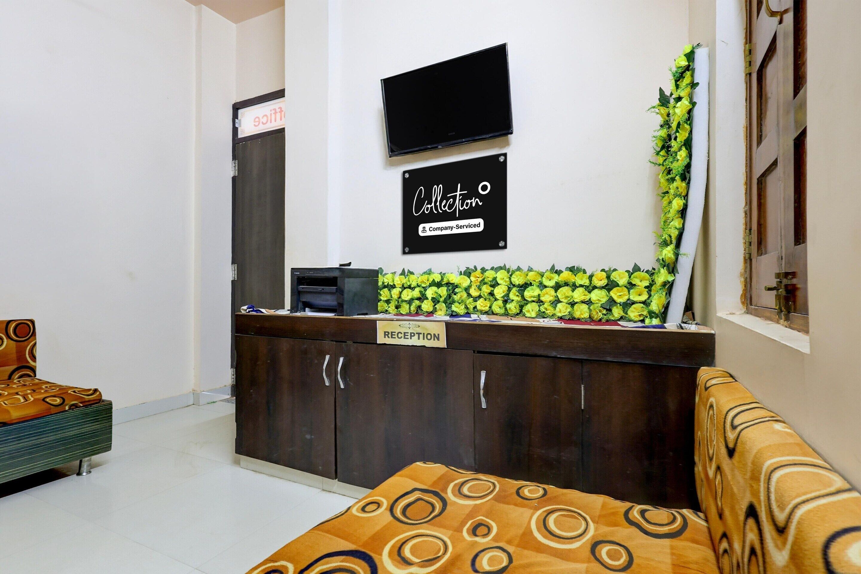 House | Meja sambut tetamu