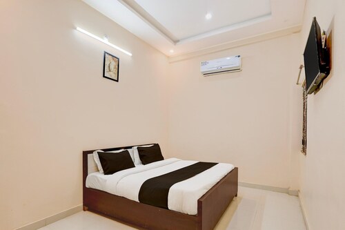 Collection O Jodhpur Cantt Railway