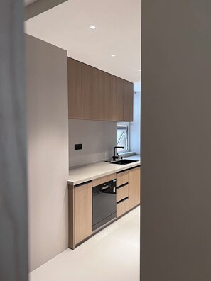 Senior Apartment, 3 Bedrooms | Free WiFi - Book and Bed-Chang Ning (Shanghai)