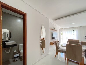 Comfort Chalet | Dining