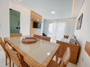 Dining - Residencial Jardins de Taperapuã 2 (Porto Seguro)