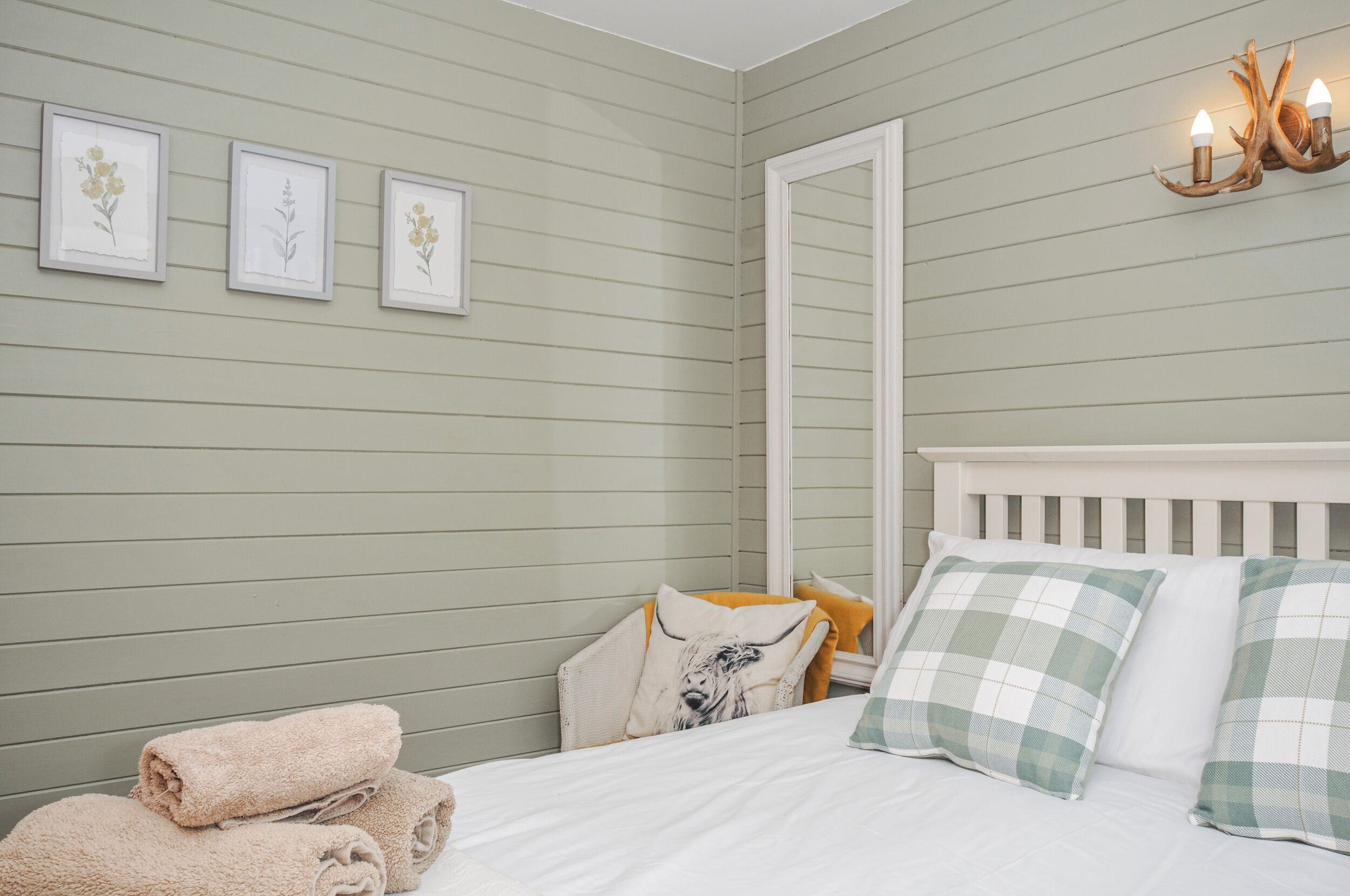 3 bedrooms, individually decorated, individually furnished, free WiFi