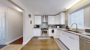 Microwave, oven, stovetop, dishwasher