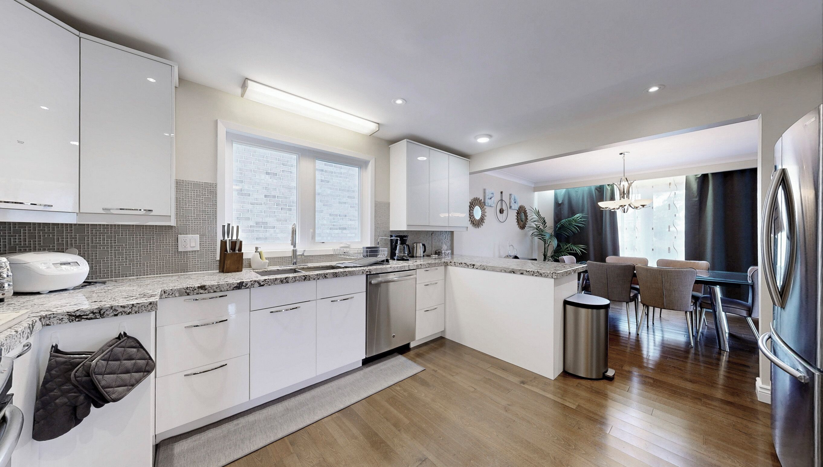 Microwave, oven, stovetop, dishwasher