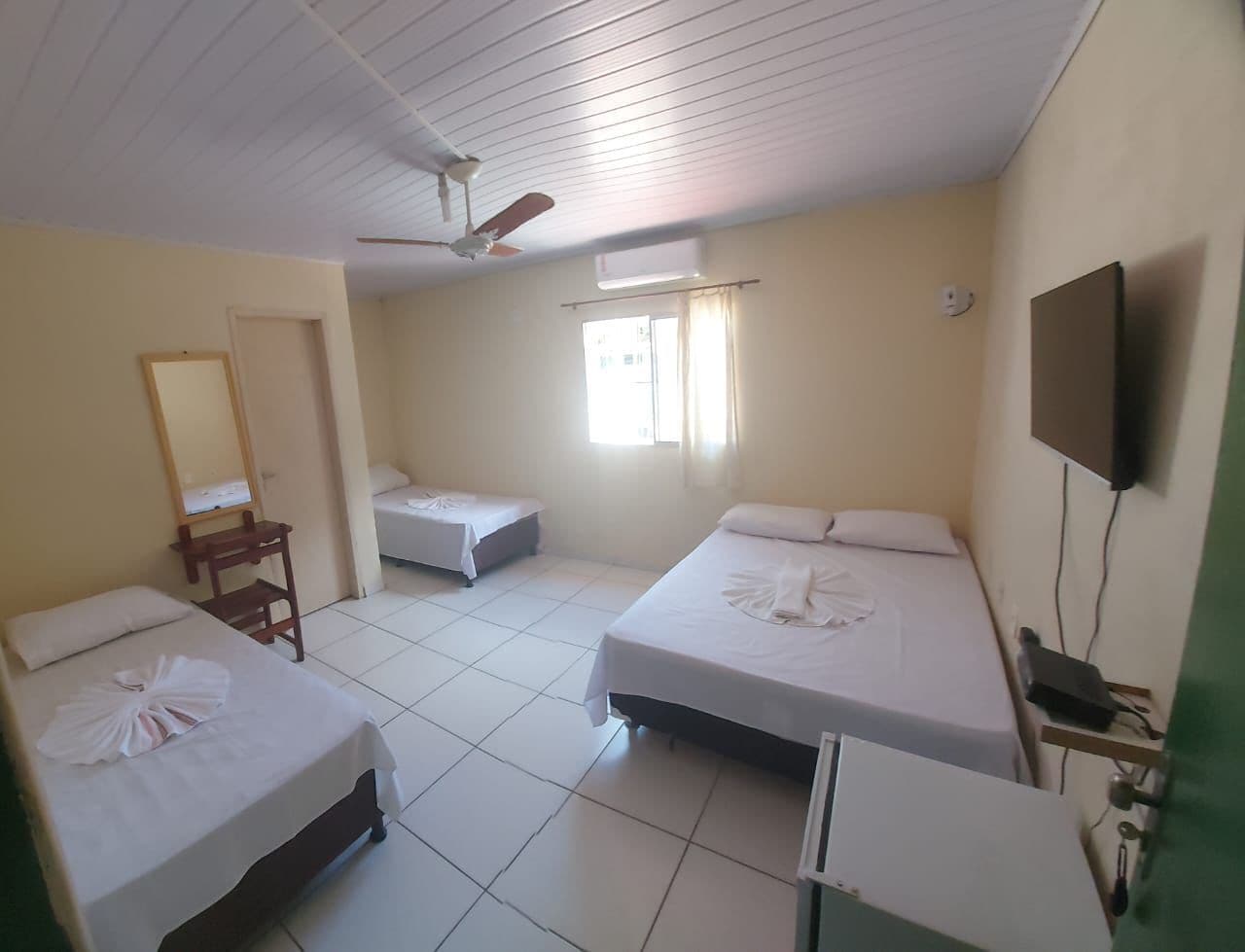 7 quartos, Wi-Fi, roupa de cama