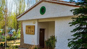 Free toiletries, soap, shampoo, toilet paper