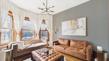 TV, fireplace, offices