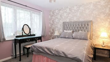 3 bedrooms, individually decorated, individually furnished, free WiFi