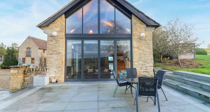 The Lodge @ Lodge Farm