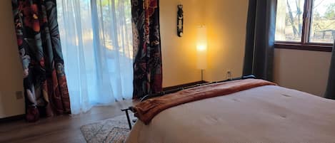 1 Schlafzimmer, Bügeleisen/Bügelbrett, kostenloses WLAN, Bettwäsche