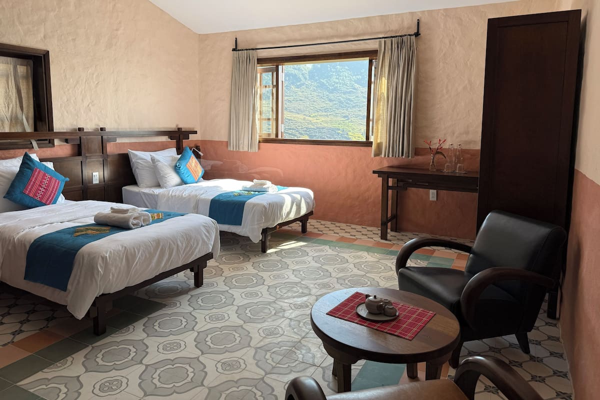 Suite Familiale, vue montagne | Bureau, espace de travail pour ordinateur portable, Wi-Fi gratuit